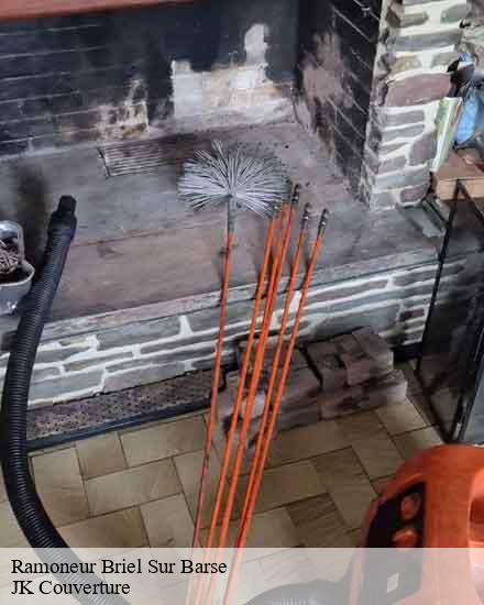 Ramoneur  briel-sur-barse-10140 JK Couverture