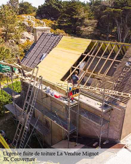 Urgence fuite de toiture  la-vendue-mignot-10800 JK Couverture