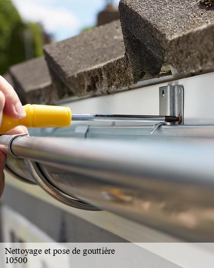 Nettoyage et pose de gouttière  chaumesnil-10500 Falck Ewing couvreur 10