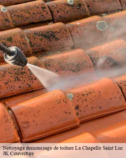 Nettoyage demoussage de toiture  la-chapelle-saint-luc-10600 JK Couverture