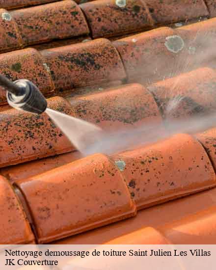 Nettoyage demoussage de toiture  saint-julien-les-villas-10800 JK Couverture